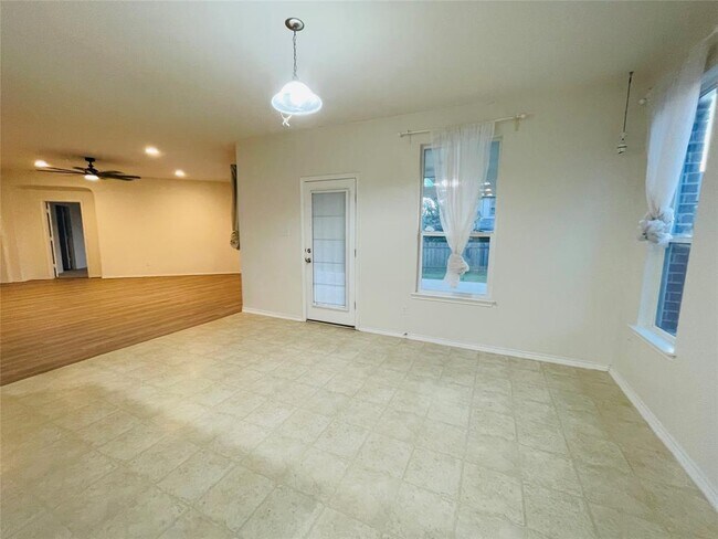 Building Photo - 18508 Pencil Cactus Dr