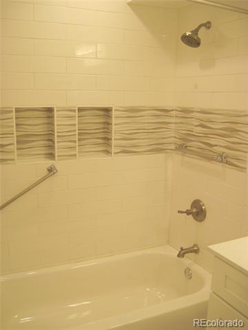 Building Photo - 432 W Rockrimmon Blvd
