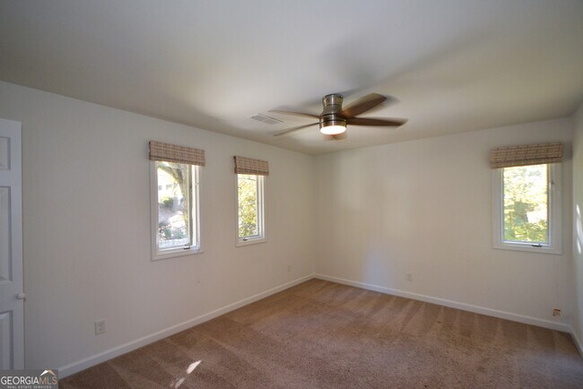 Building Photo - 2704 Margaret Mitchell Dr NW