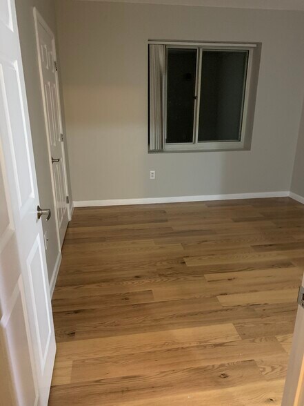 Building Photo - 1 Cityview Ln