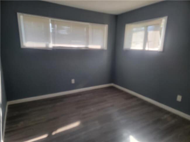 Building Photo - 3824 Brentwood Ct