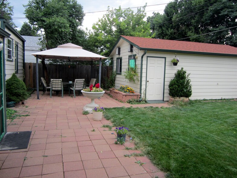 Relax in your private backyard, gazebo included - 7605 Robinson Way