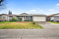 Building Photo - 1025 Marston St