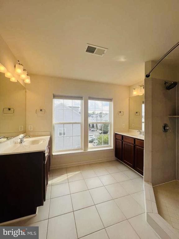 Building Photo - 7440 Riding Meadow Way