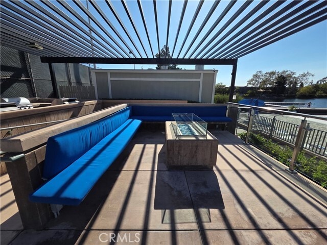 Building Photo - 24776 Glenwood Dr