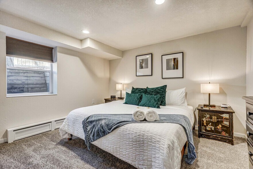 Building Photo - 2022 Woodburn St