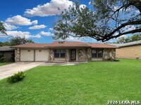 Building Photo - 7550 Ledgebrook Dr