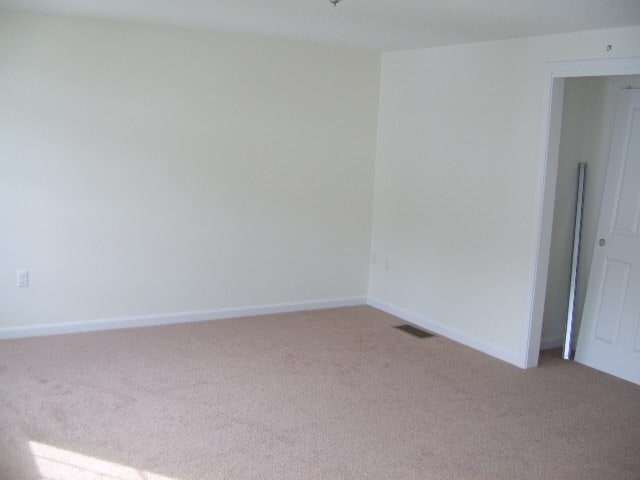 Building Photo - 5 Bufton Farm Rd