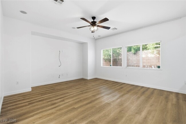 Building Photo - 10585 Cave Ridge St