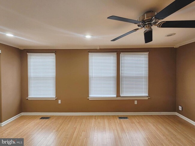 Building Photo - 9533 Quarry Bridge Ct