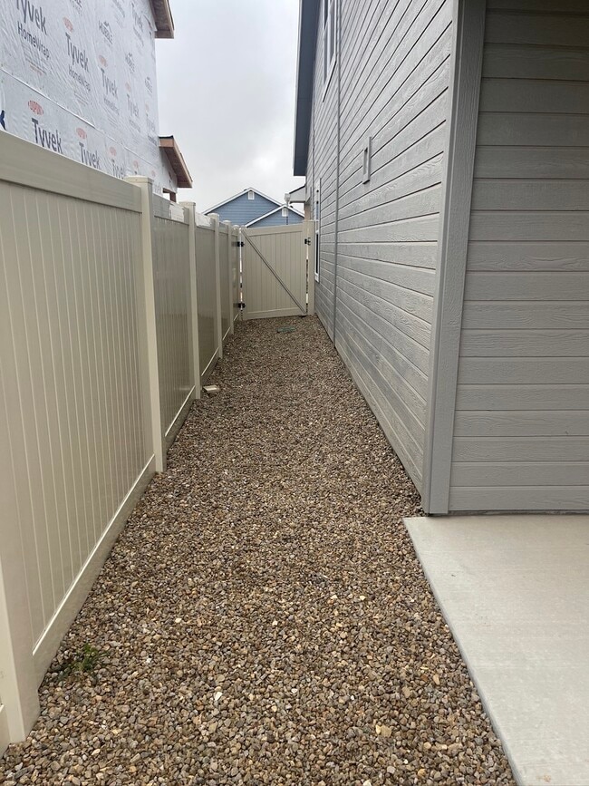 Building Photo - 1581 Witt St