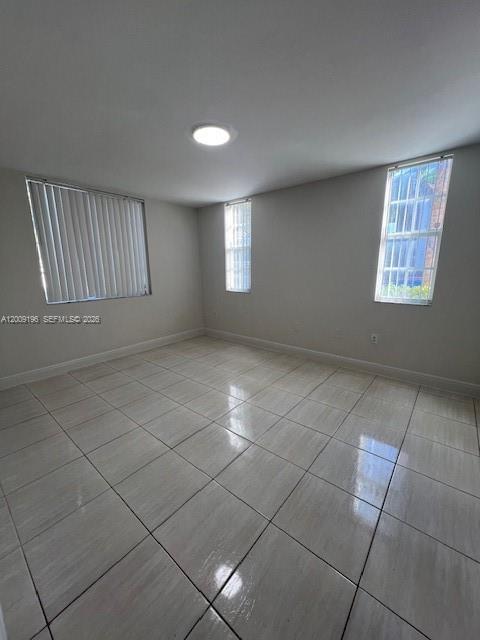 Building Photo - 520 SW 111th Ave