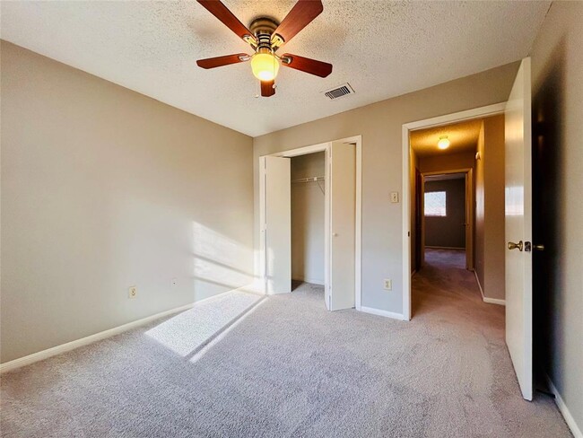 Building Photo - 8905 Schick Rd