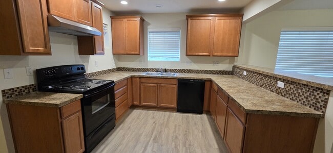 Building Photo - 2313 116th St SW