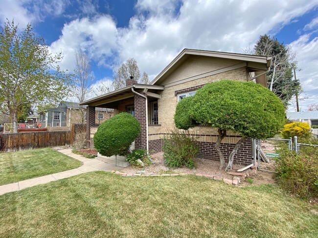 Building Photo - 3345 W 39th Ave