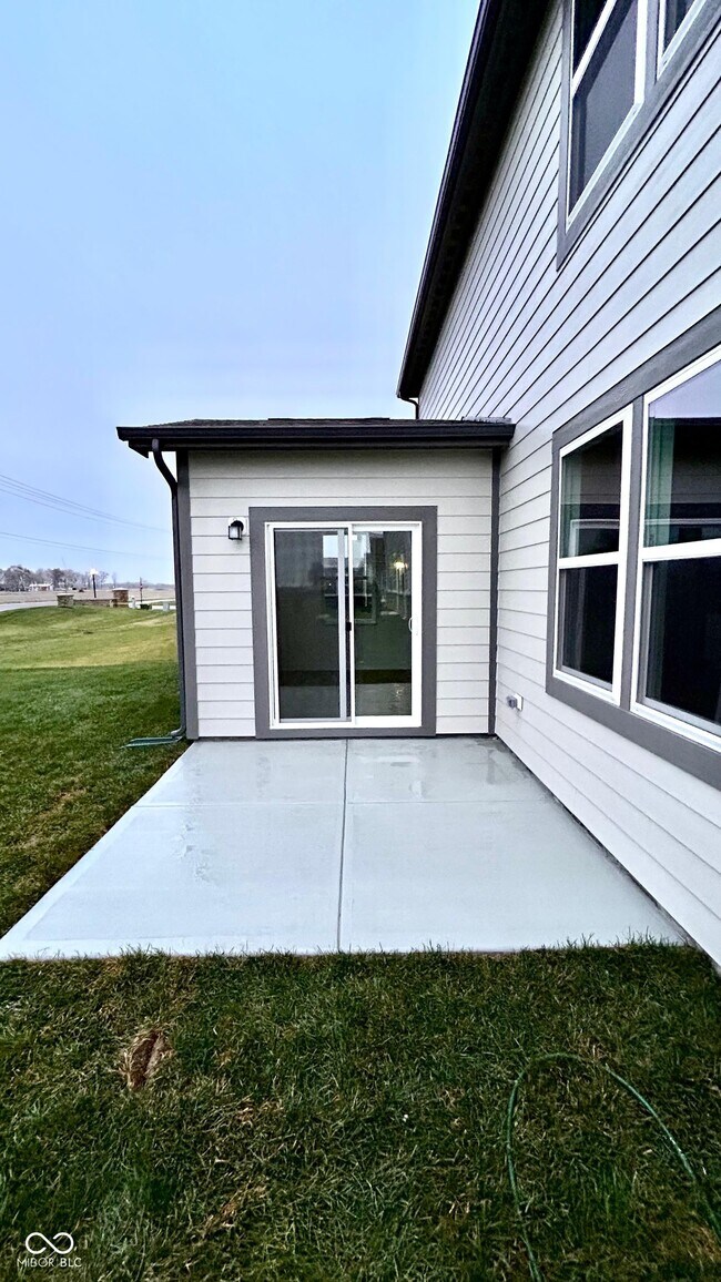 Building Photo - 6756 Sugar Crk Ln