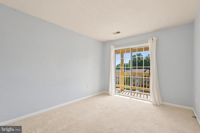 Building Photo - 12287 Wadsworth Way