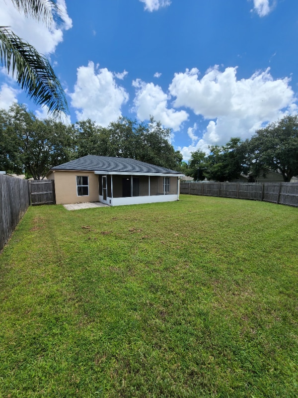 Building Photo - 4100 Mendenwood Ln