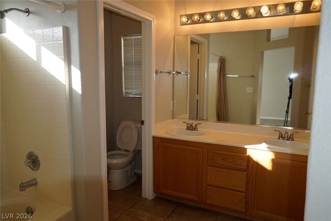 Building Photo - 131 Newburg Ave