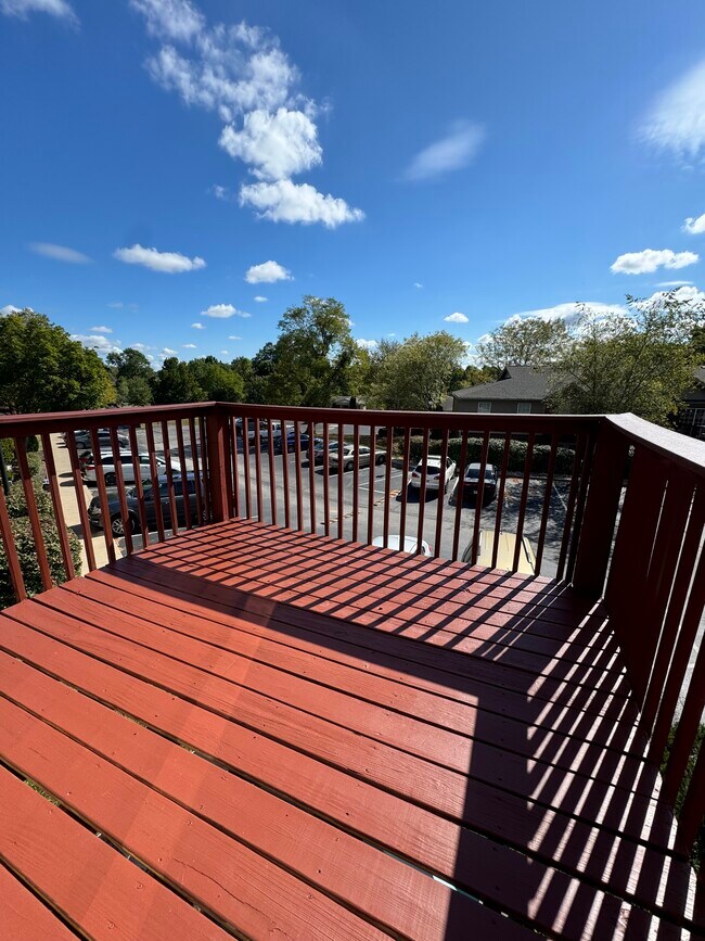 Building Photo - Woodfield