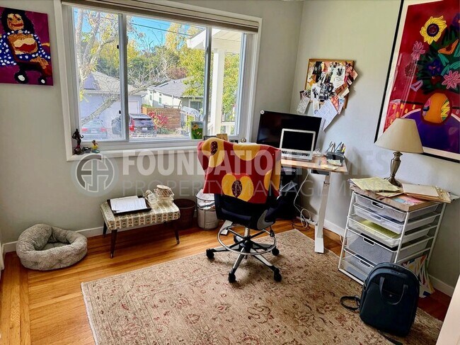 Building Photo - Modern Bret Harte Home with Gourmet Kitchen - FOUNDATION