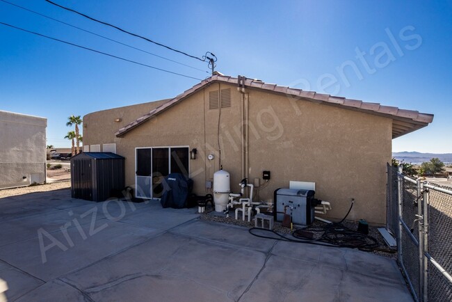 Building Photo - FURNISHED WITH INDOOR POOL