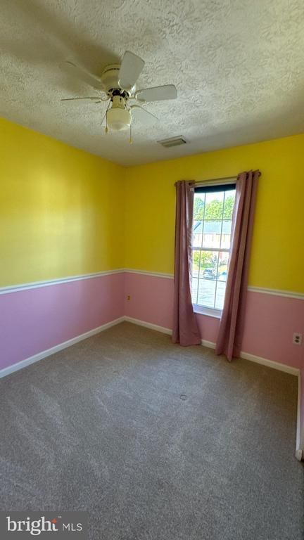 Building Photo - 709 Pine Drift Dr