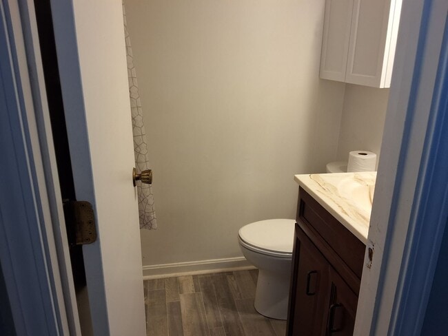 Building Photo - 1800 Preston St