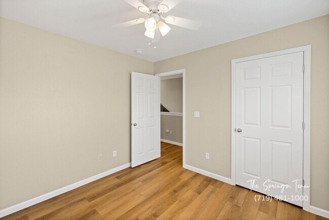 Building Photo - CHARMING, RECENTLY REMODELED 3BD HOME w/ E...