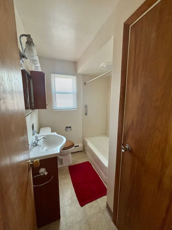 Building Photo - 5333 Broadway-Apartment 1 Broadway