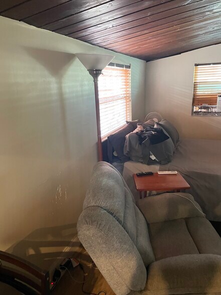 Building Photo - 200 Ipswich St