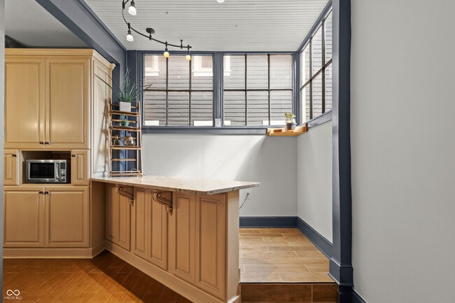 Building Photo - 1401 Marlowe Ave