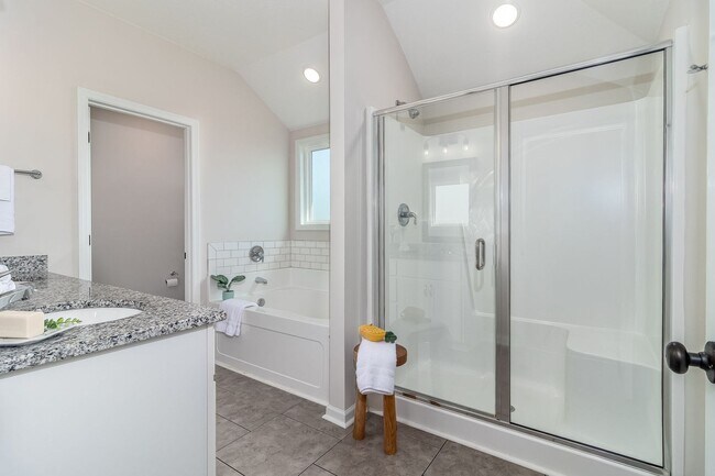 Building Photo - ? Welcome to Your Dream Home! ?