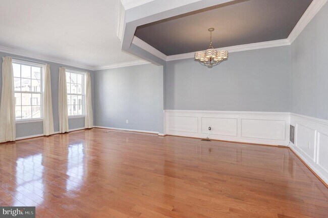 Building Photo - 18818 Silverwood Terrace