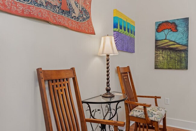 Building Photo - 509 Dabbs St