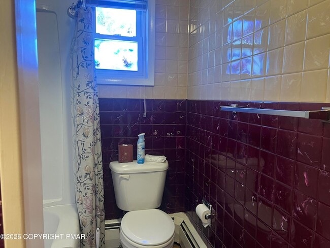 Building Photo - 144 E Diaz Ave