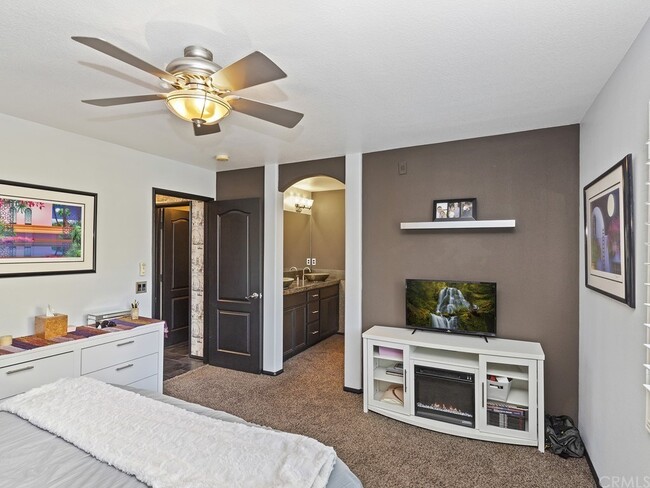 Building Photo - 28989 Frankfort Ln