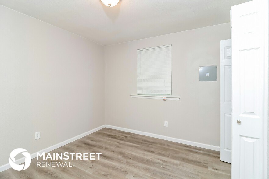 Building Photo - 4117 Hatcher St