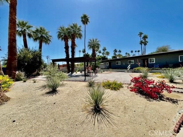 Building Photo - 36957 Melrose Dr