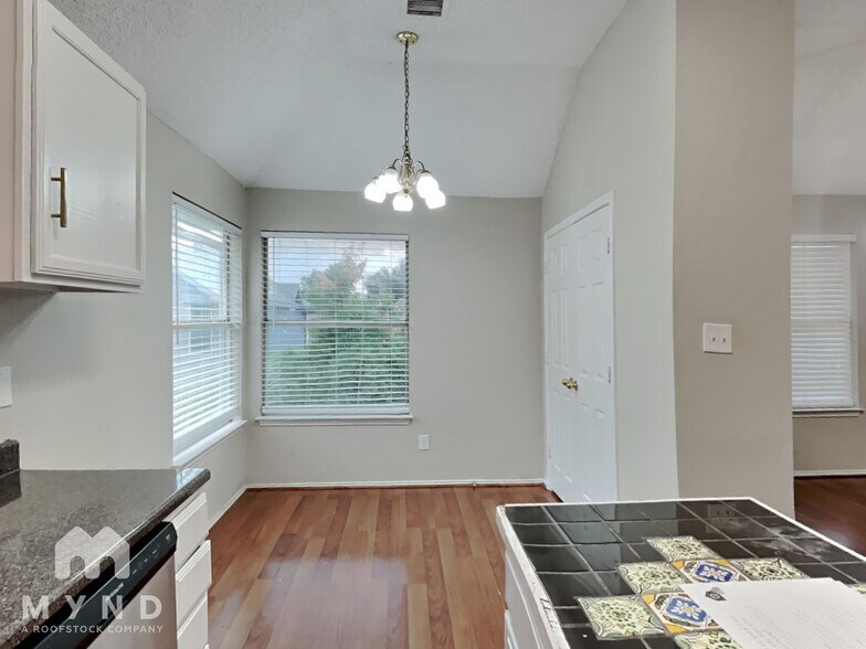 Building Photo - 6925 Sugar Maple Creek
