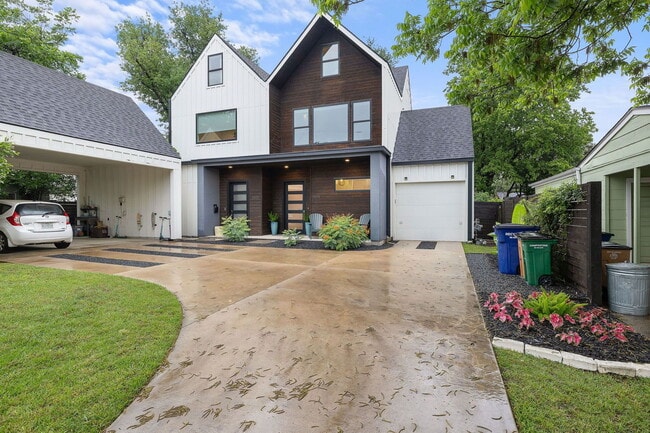 Building Photo - 1310 Choquette Dr