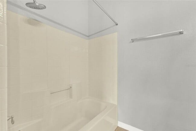 Building Photo - Dream Townhome is Beautiful Sanford Florida