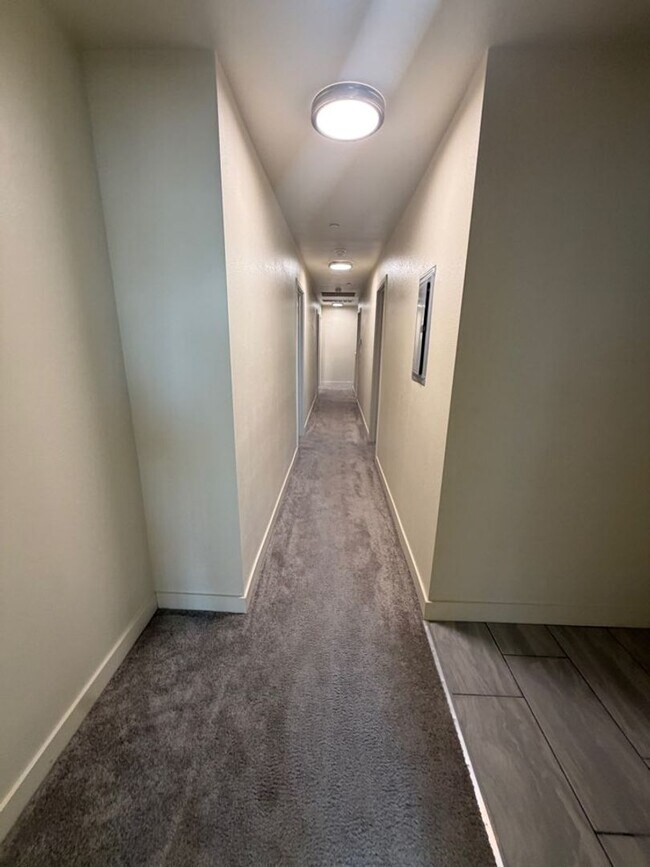 Building Photo - Woodlawn(3839)