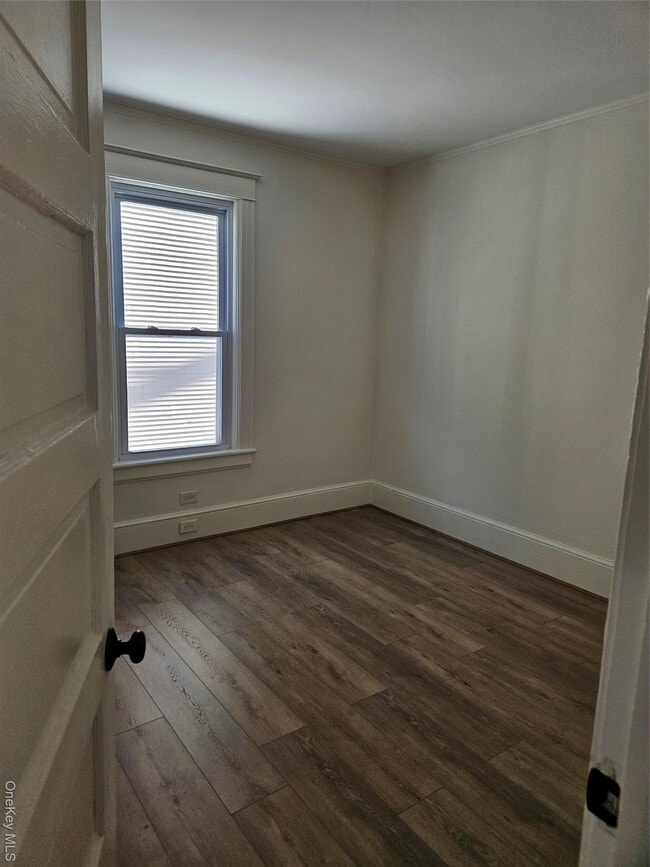 Building Photo - 10 Fox Terrace