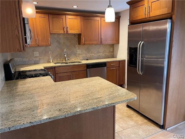 Building Photo - 8265 Warbler Way