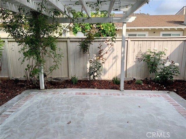 Building Photo - 23 Sunfish