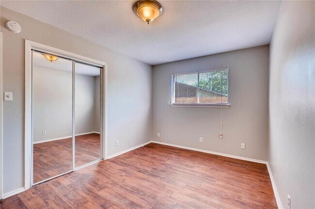 Building Photo - 9407 Quail Meadow Dr