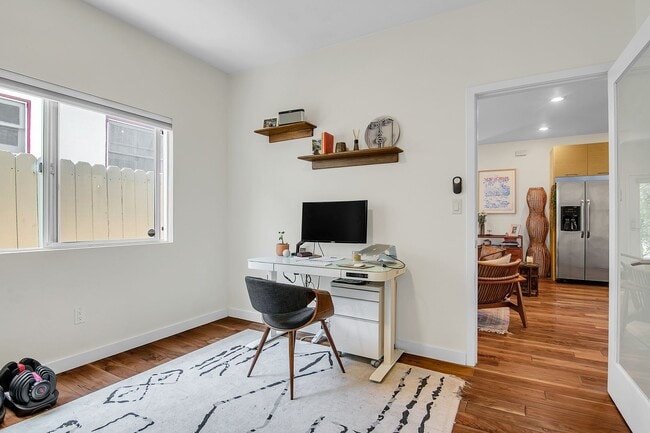 Building Photo - 2411-2413 Ocean Ave