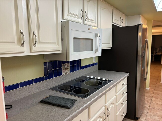 Building Photo - 1681 Leisure World