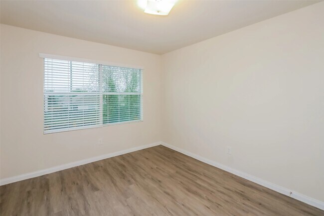 Building Photo - 19406 Plantation Field Dr